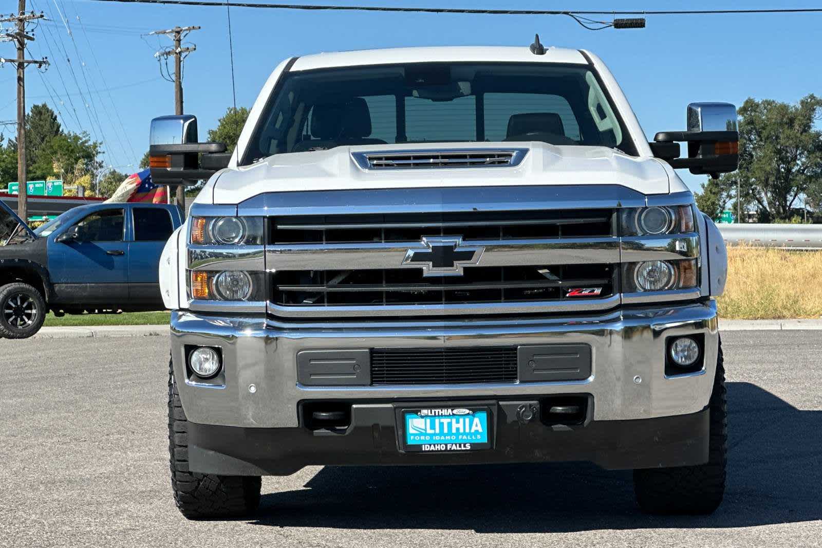 2018 Chevrolet Silverado 3500 LTZ 10