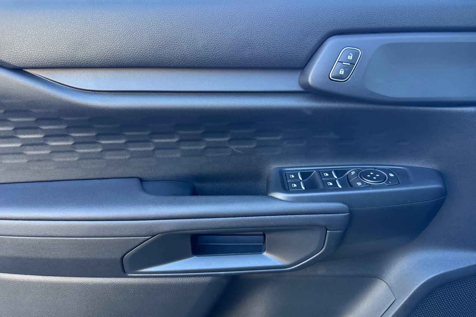 Thumbnail: 2025 Ford Ranger - 12