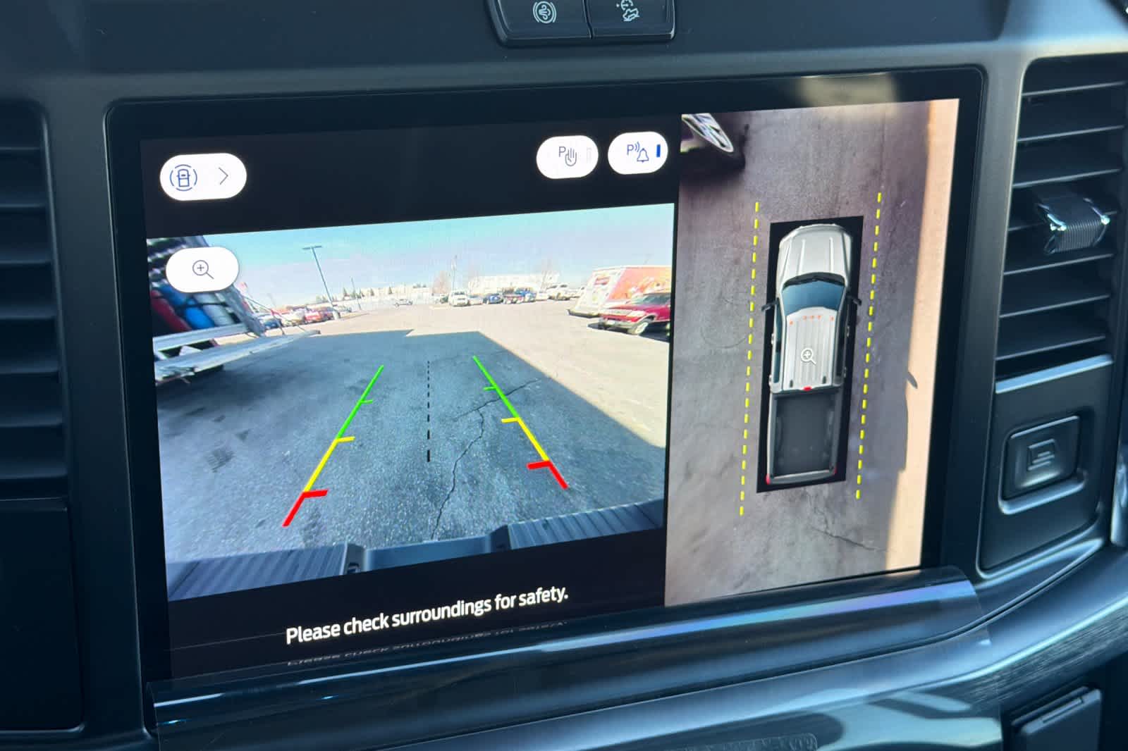 Thumbnail: 2025 Ford F-350 - 19