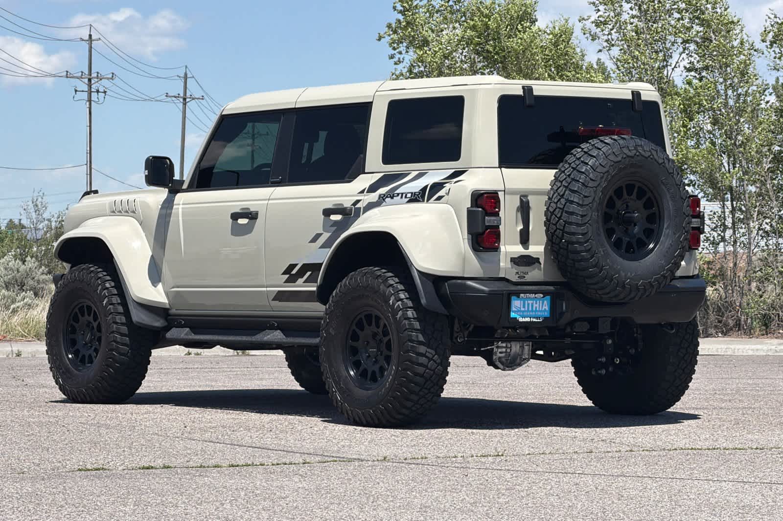 Thumbnail: 2026 Ford Bronco - 5