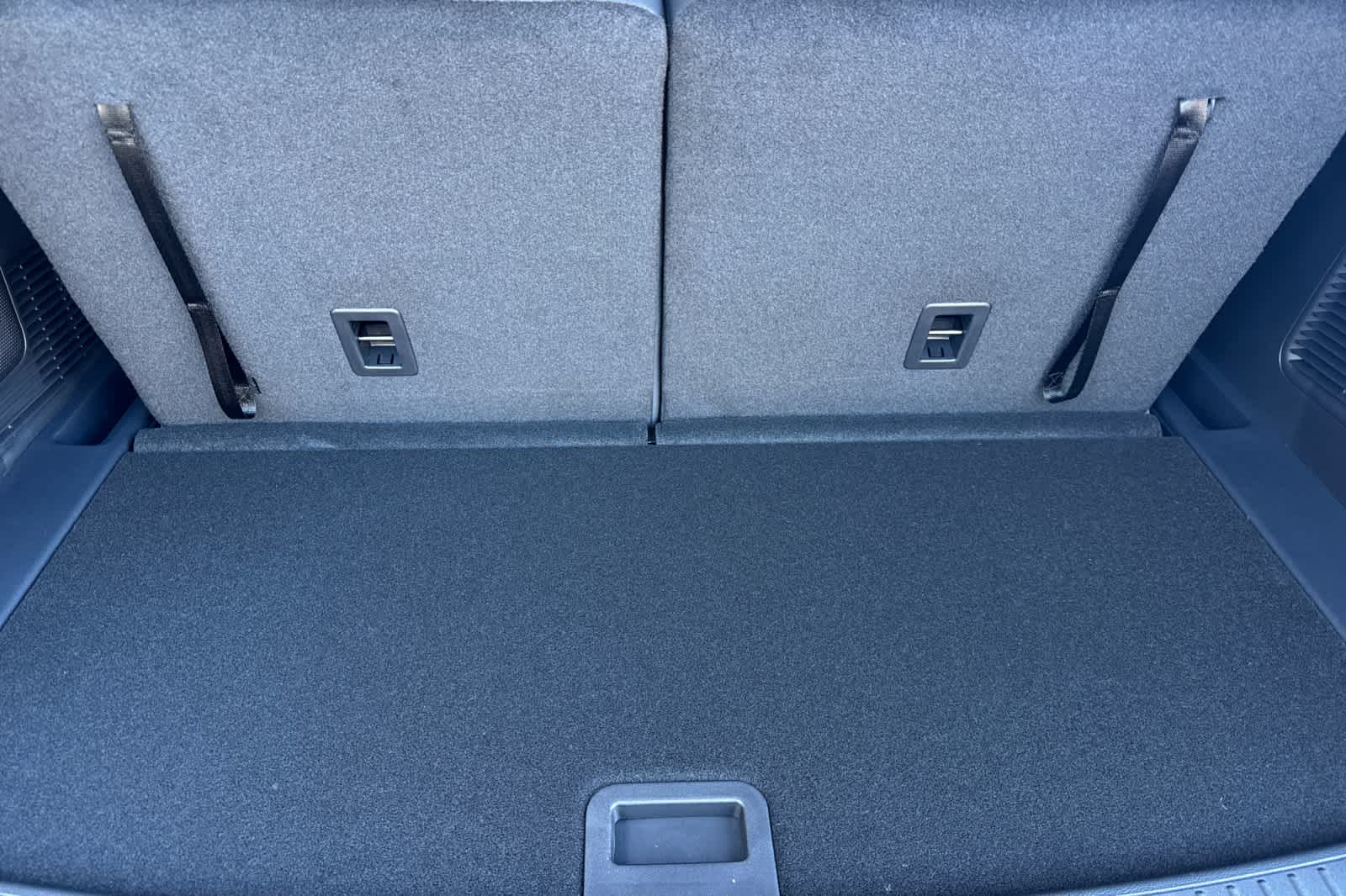 Thumbnail: 2026 Ford Explorer - 16