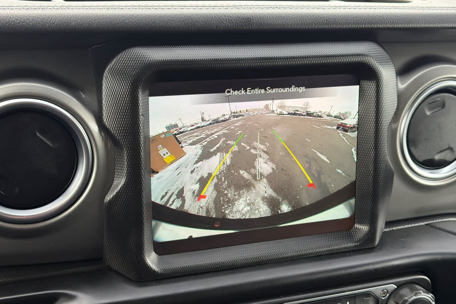 Thumbnail: 2022 Jeep Wrangler - 20