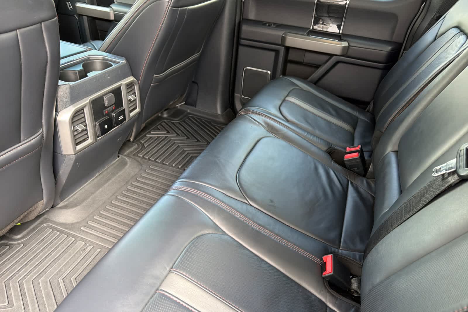 Thumbnail: 2022 Ford F-350 - 4