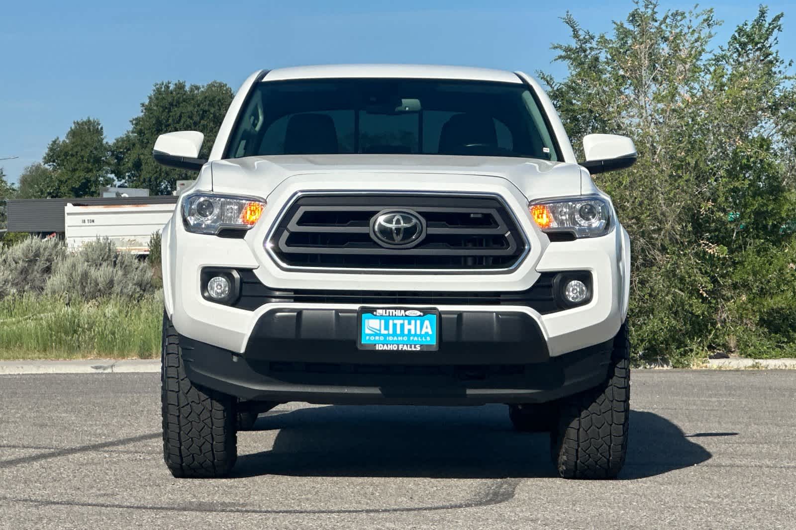 Thumbnail: 2021 Toyota Tacoma - 10