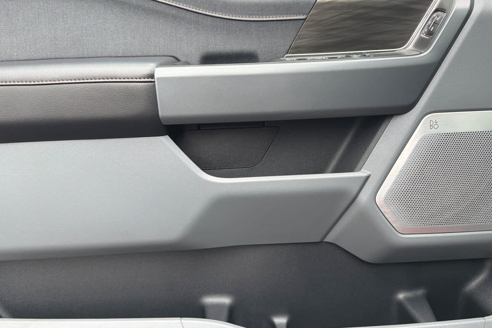 2024 Ford F-150 Lariat - Photo 12