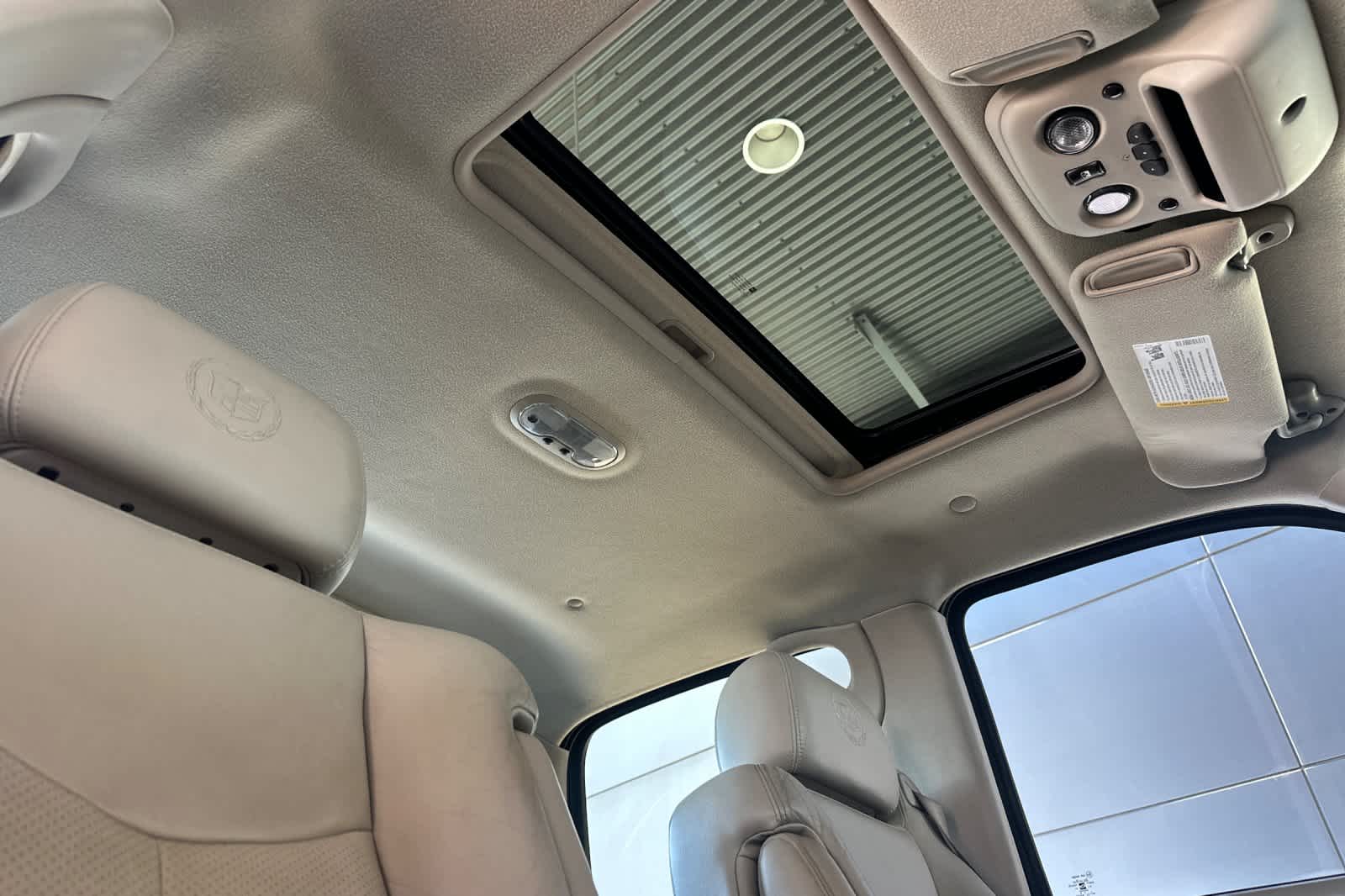 Thumbnail: 2005 Cadillac Escalade - 16