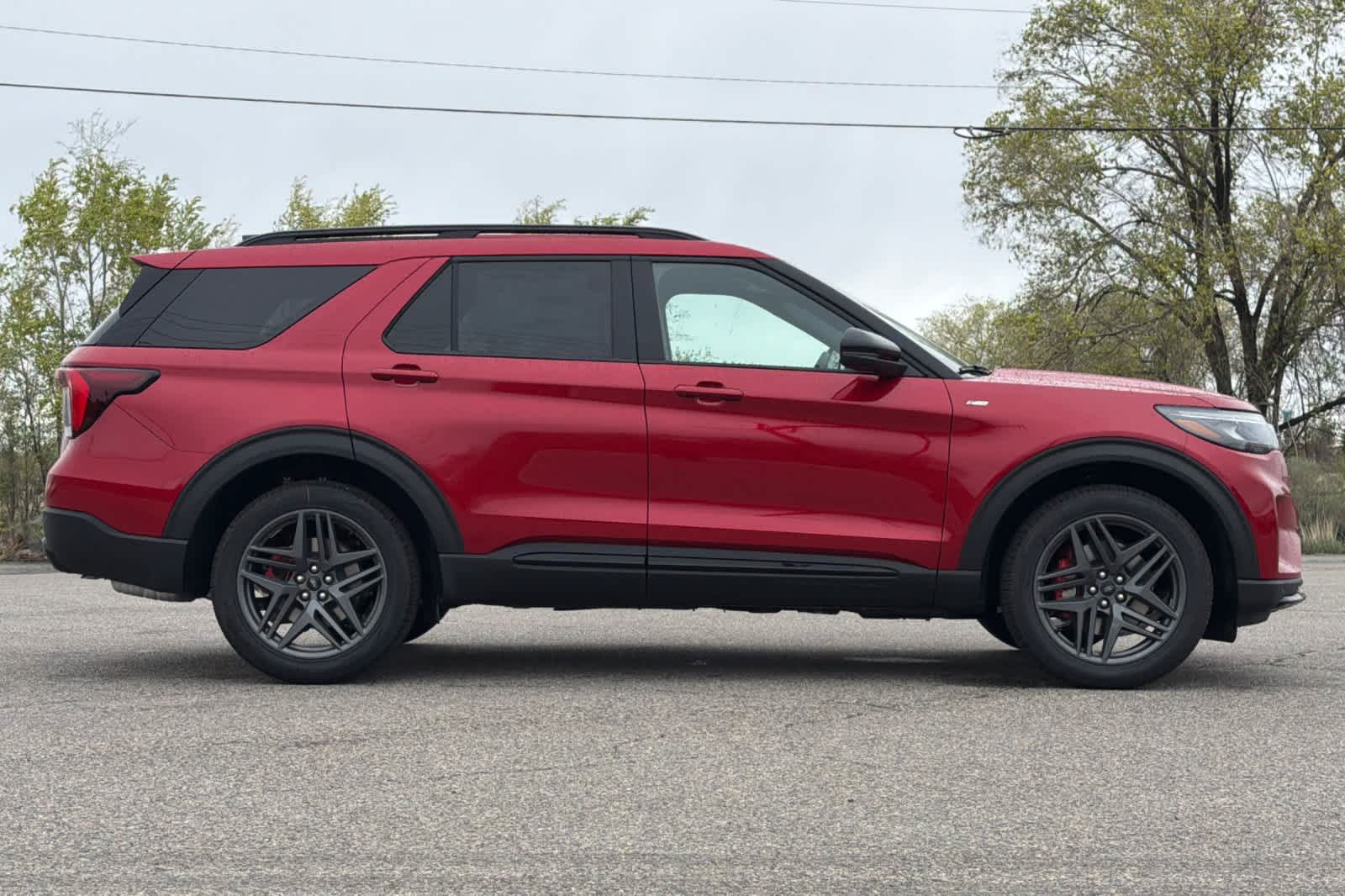 Thumbnail: 2026 Ford Explorer - 8