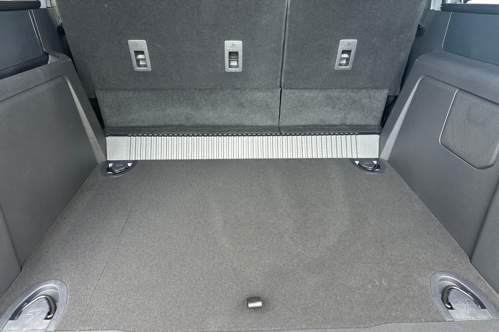 Thumbnail: 2025 Ford Bronco - 15