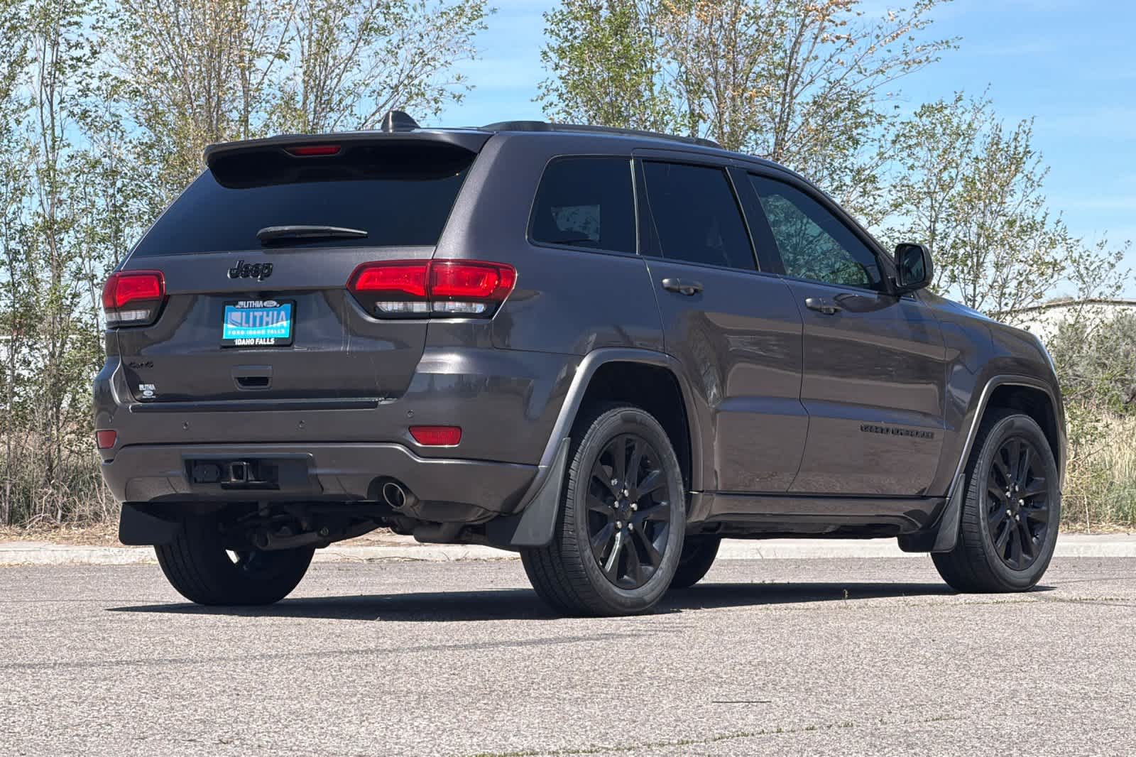 Thumbnail: 2018 Jeep Grand Cherokee - 2