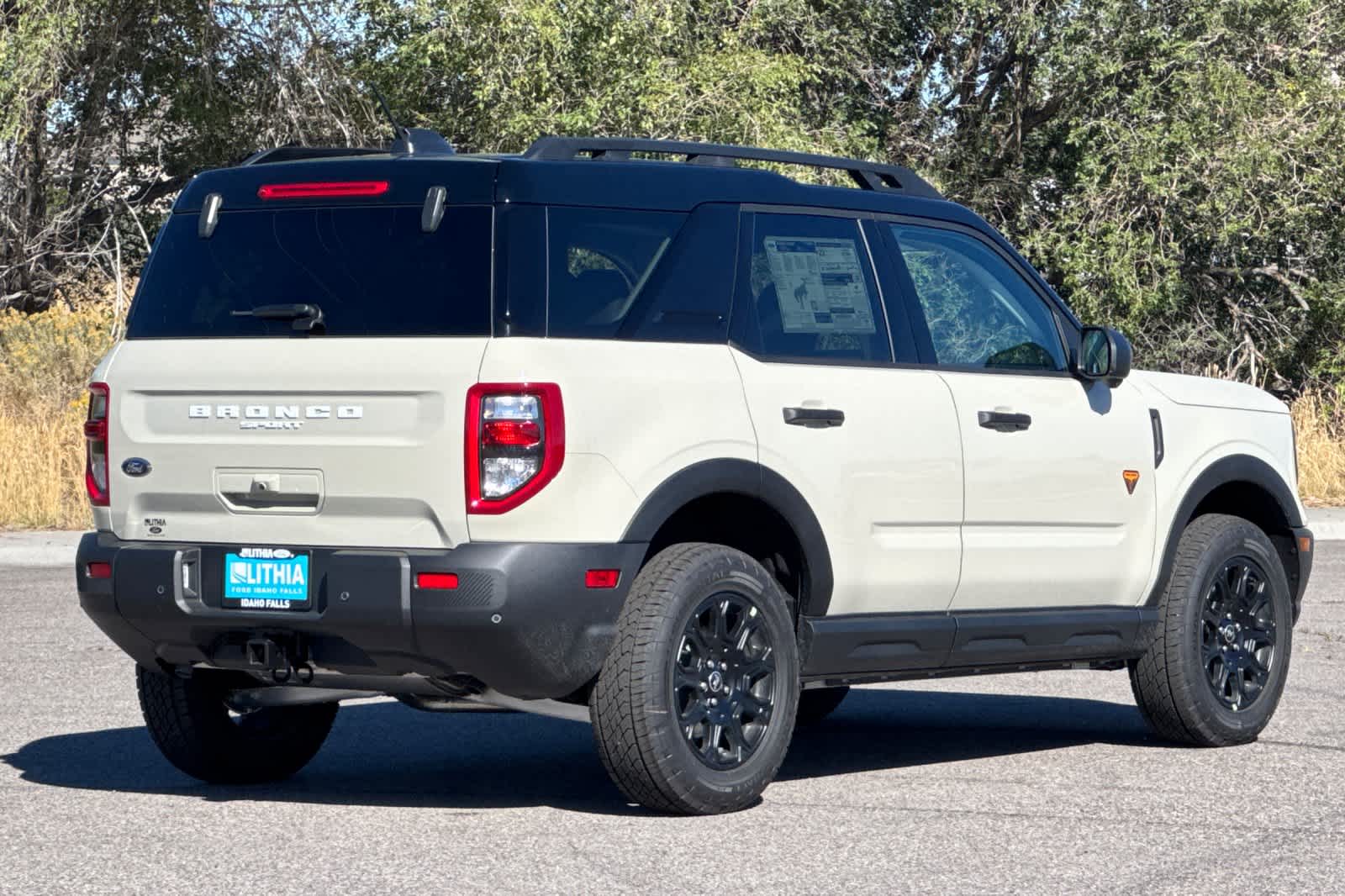 2025 Ford Bronco Sport Badlands photo 2