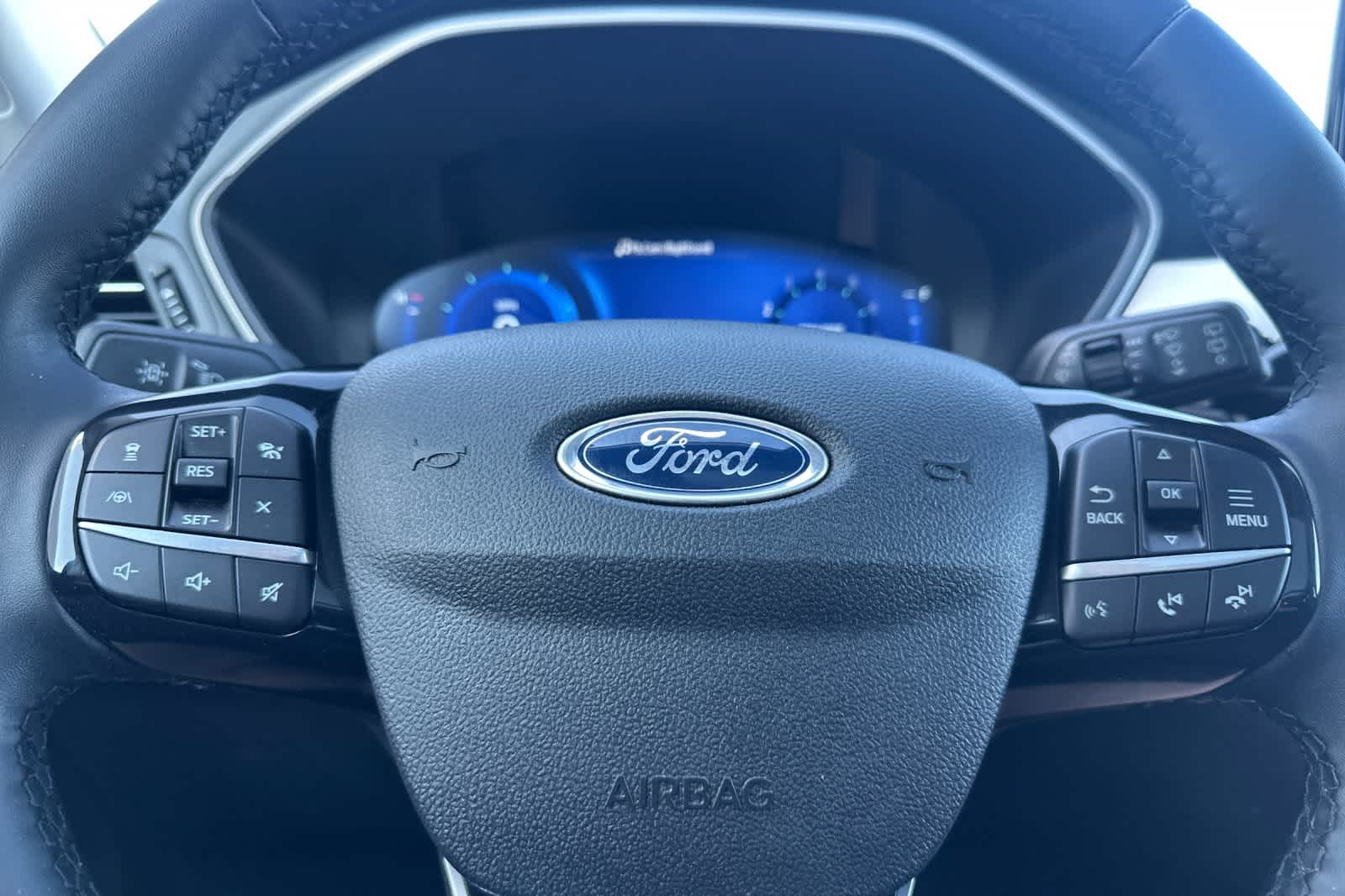 Thumbnail: 2021 Ford Escape - 24