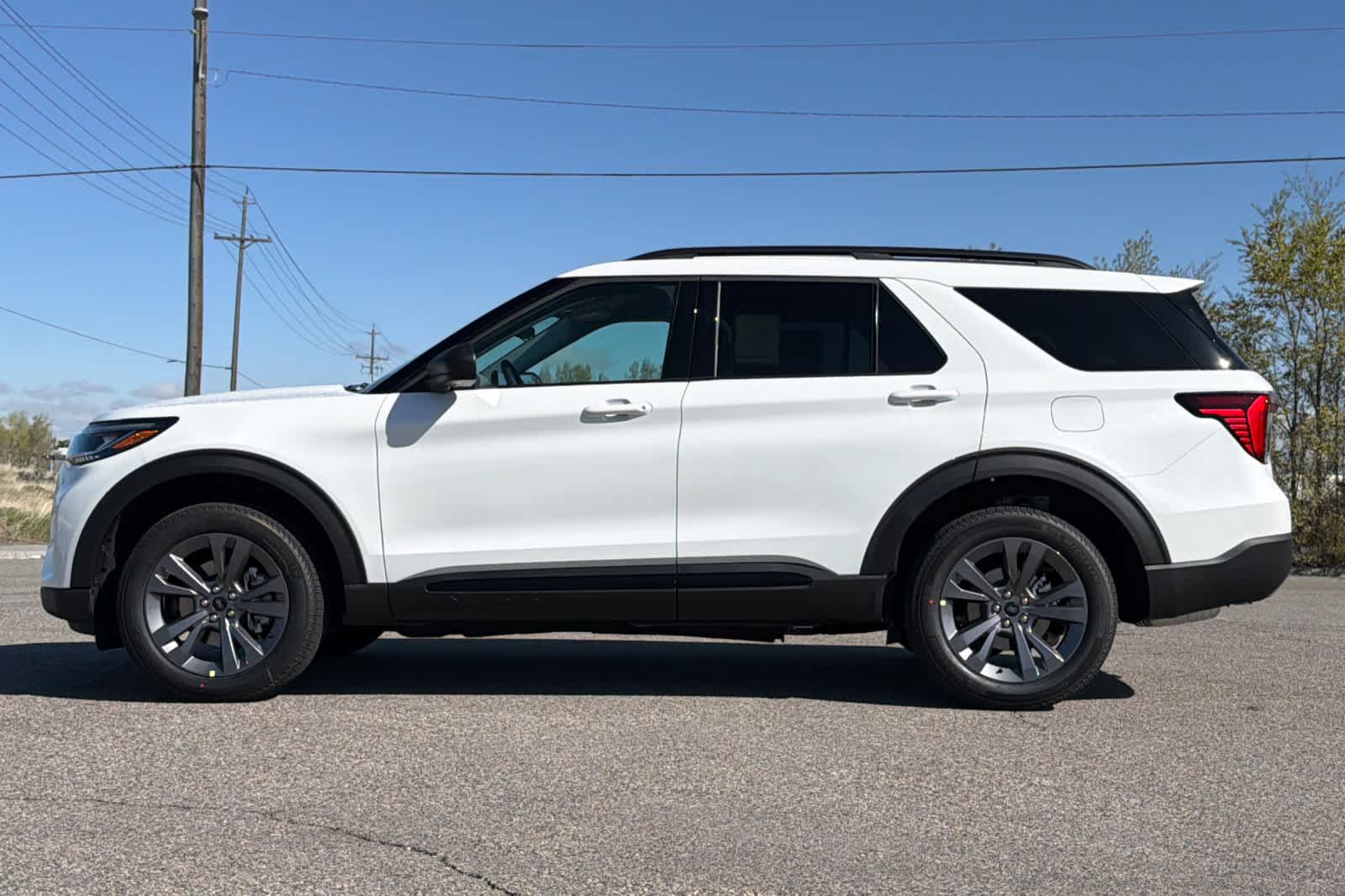 Thumbnail: 2026 Ford Explorer - 5