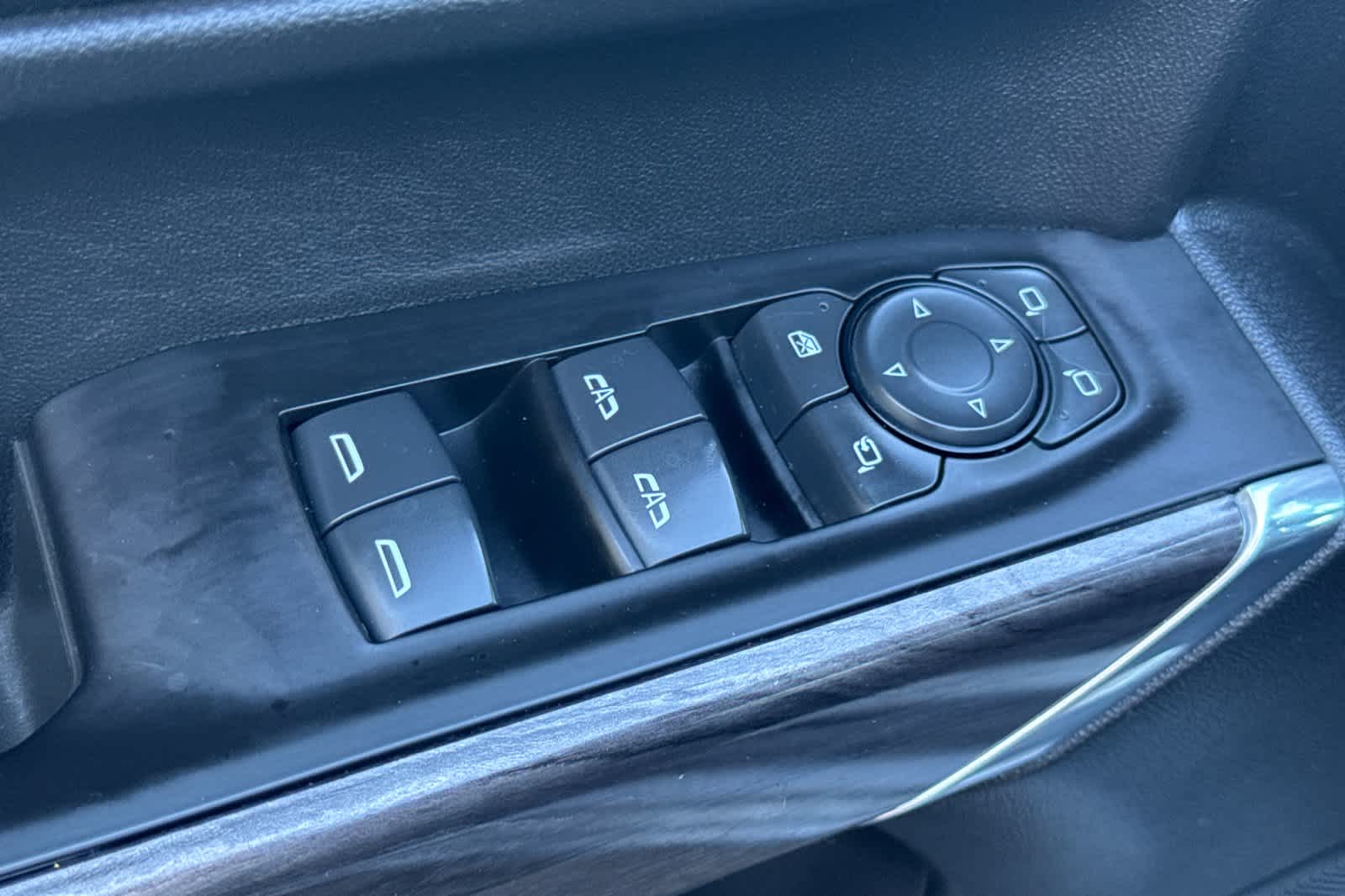 Thumbnail: 2021 Chevrolet Silverado 1500 - 13