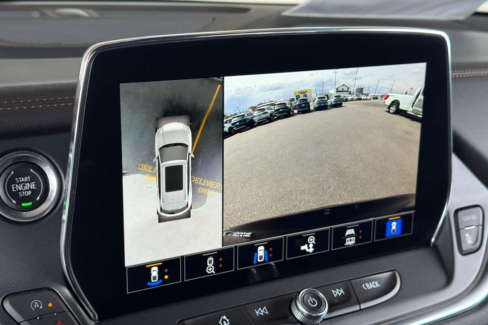 Thumbnail: 2023 Chevrolet Blazer - 20