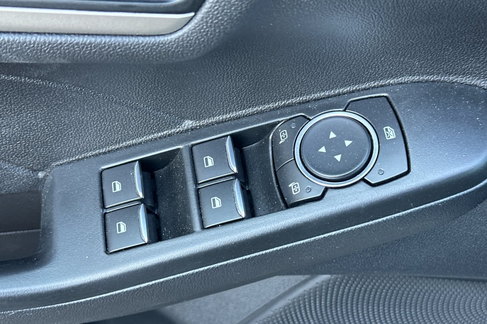 Thumbnail: 2021 Ford Escape - 13