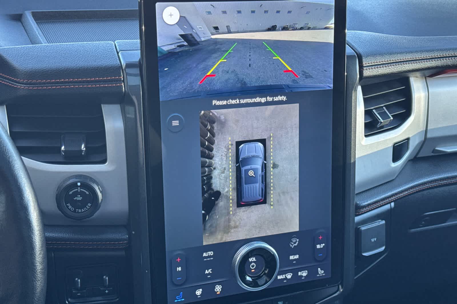 Thumbnail: 2023 Ford Expedition - 21