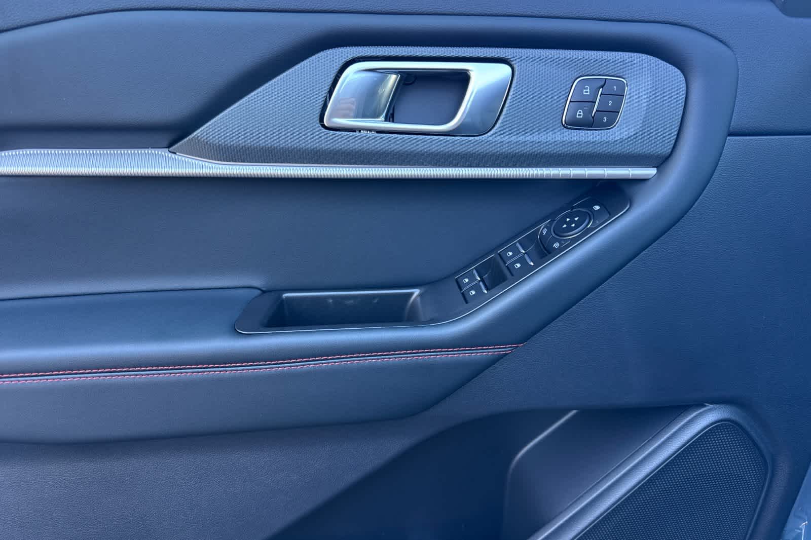 Thumbnail: 2026 Ford Explorer - 12