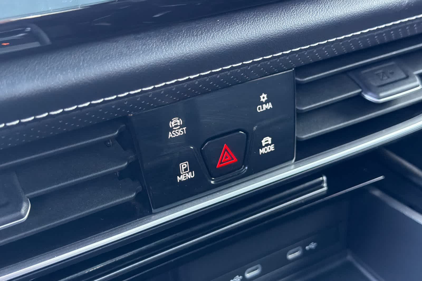 Thumbnail: 2024 Volkswagen Atlas - 21