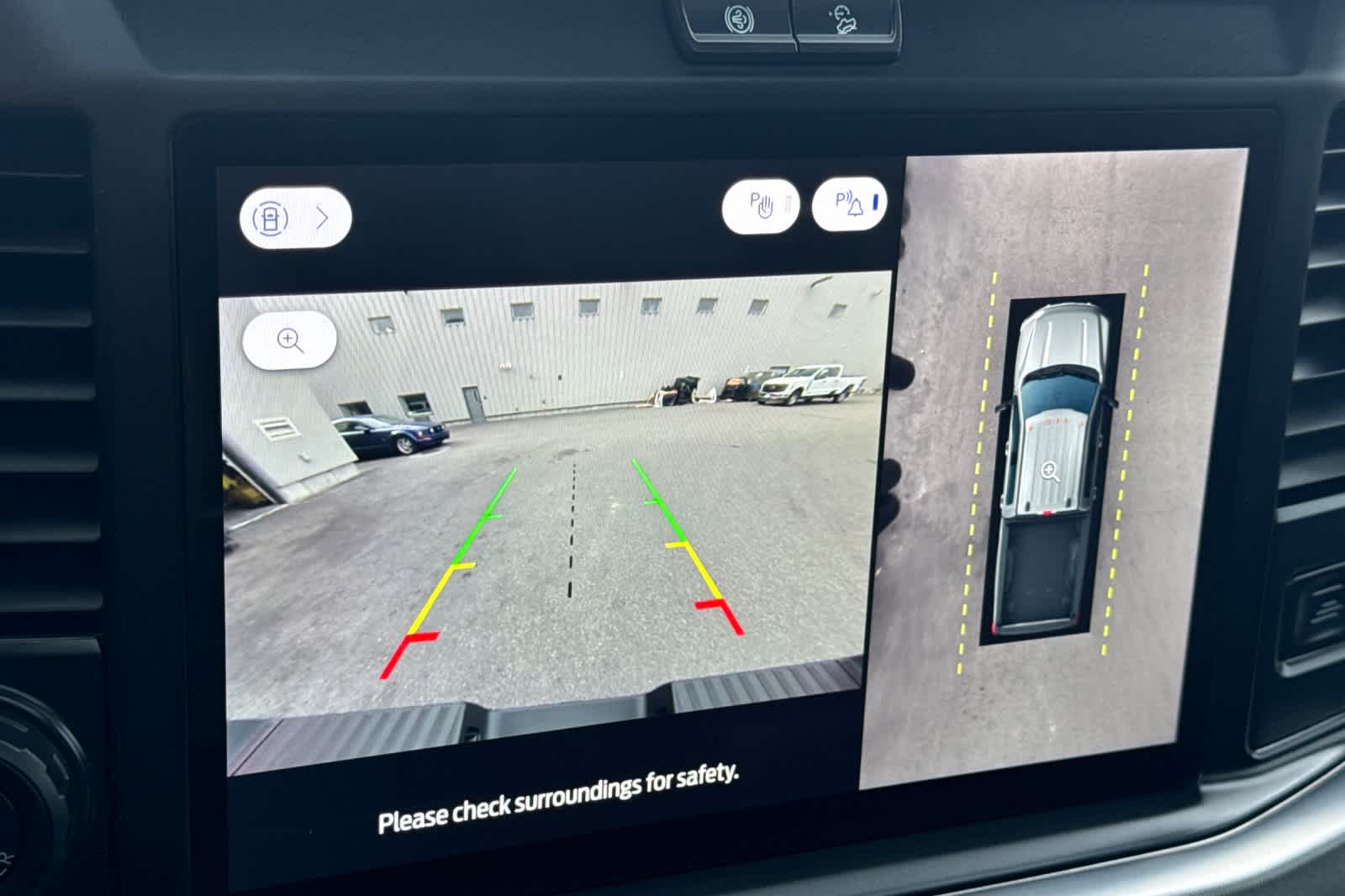 Thumbnail: 2025 Ford F-350 - 19