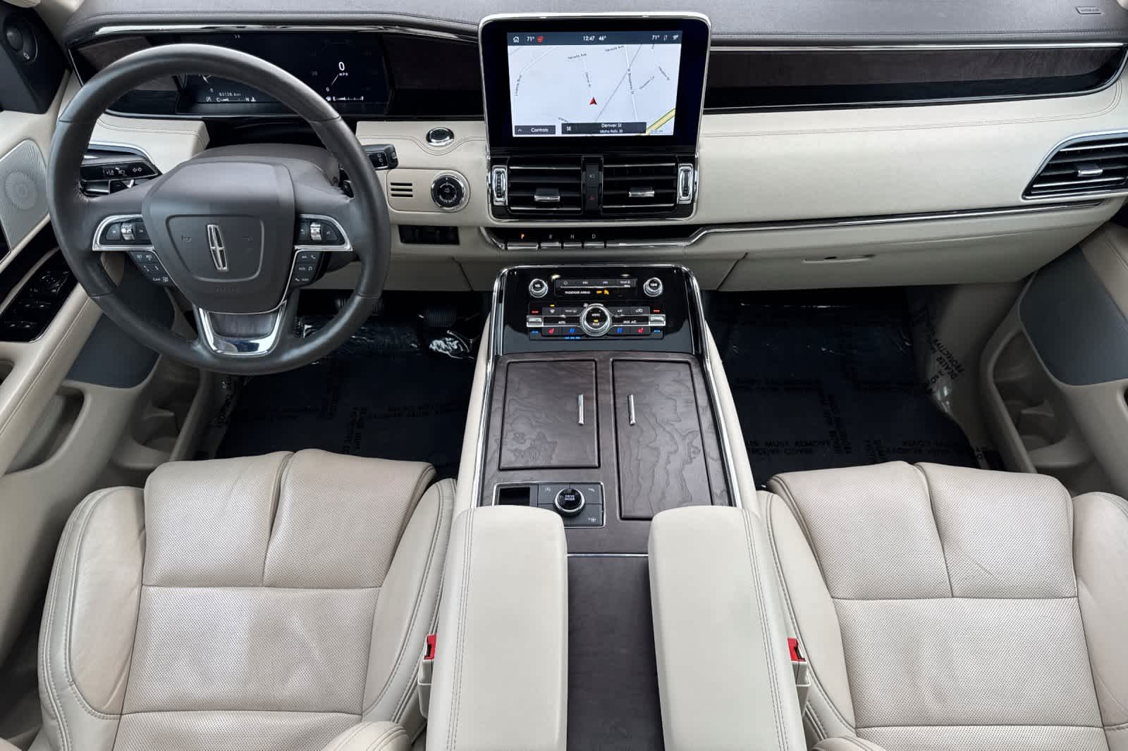 Thumbnail: 2020 Lincoln Navigator - 3