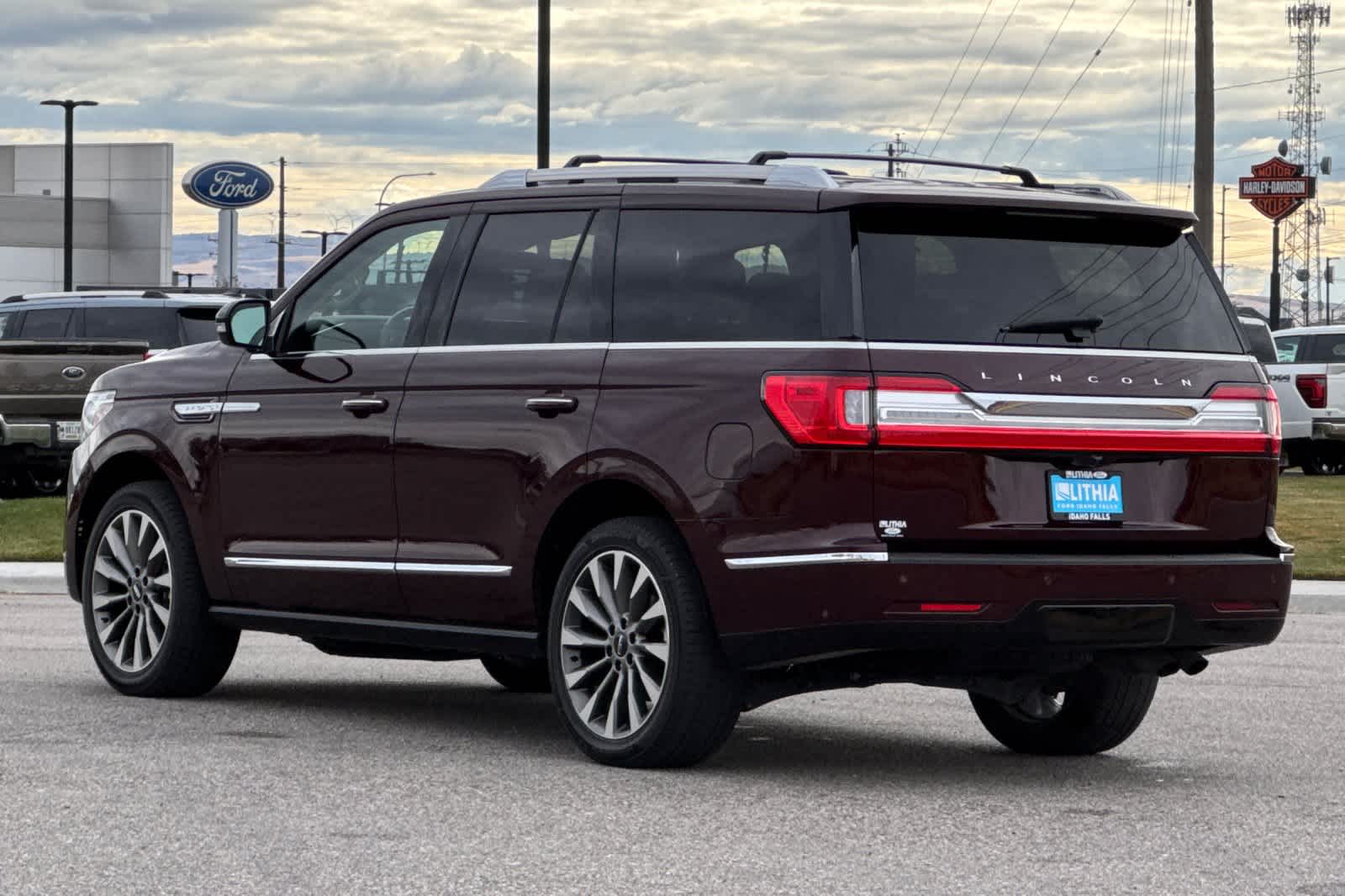 Thumbnail: 2020 Lincoln Navigator - 6