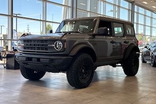 2025 Ford Bronco Base SUV
