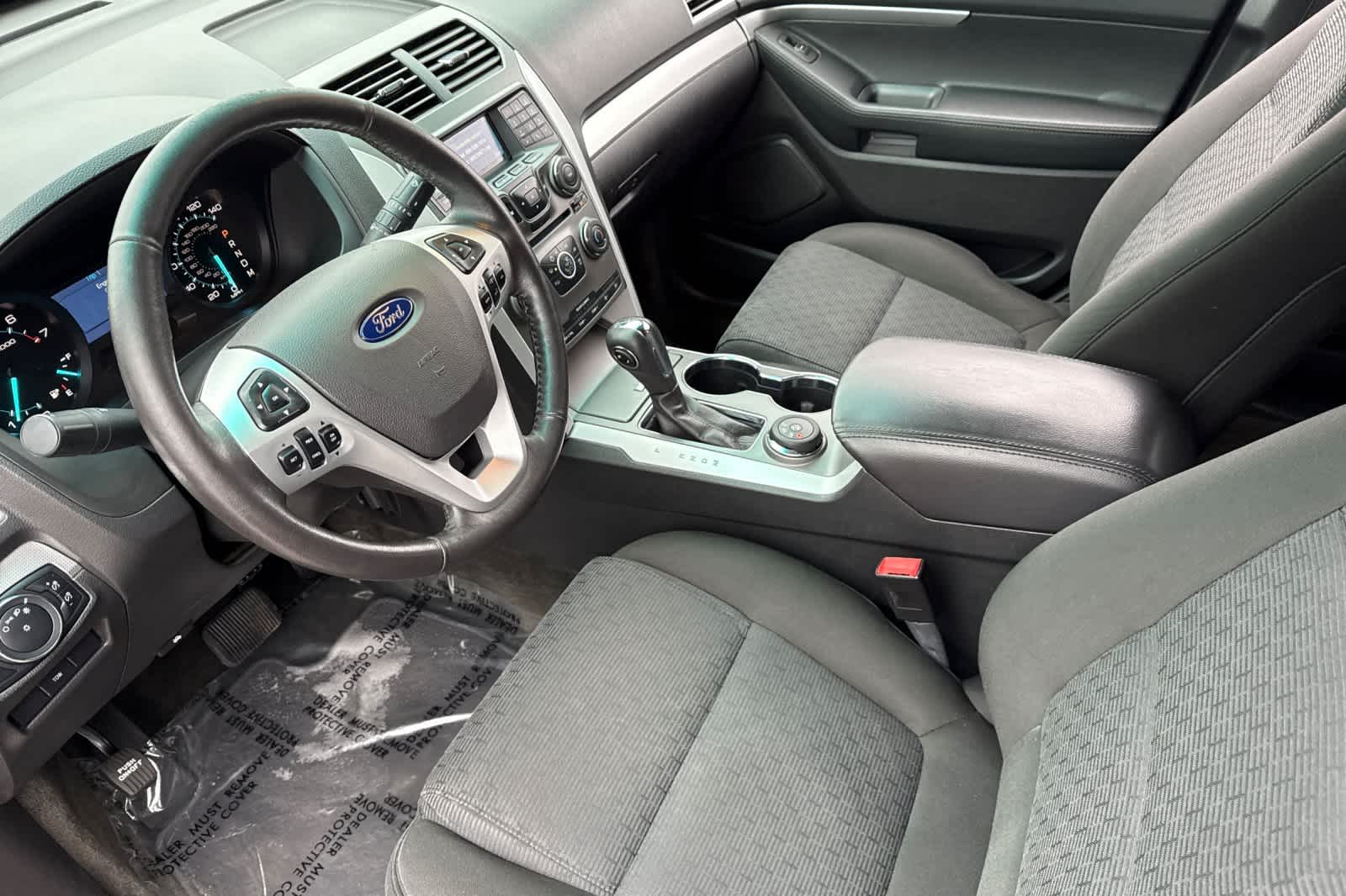 Thumbnail: 2015 Ford Explorer - 11