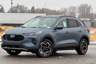 2026 Ford Escape Platinum SUV