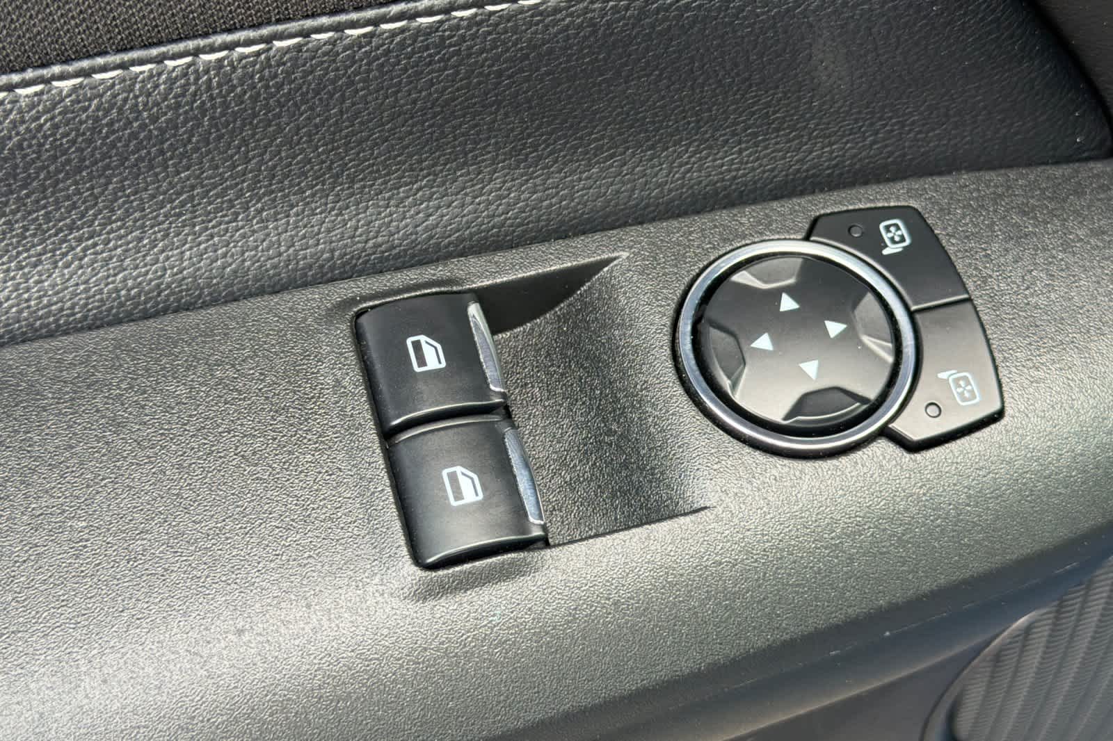 Thumbnail: 2023 Ford Mustang - 13