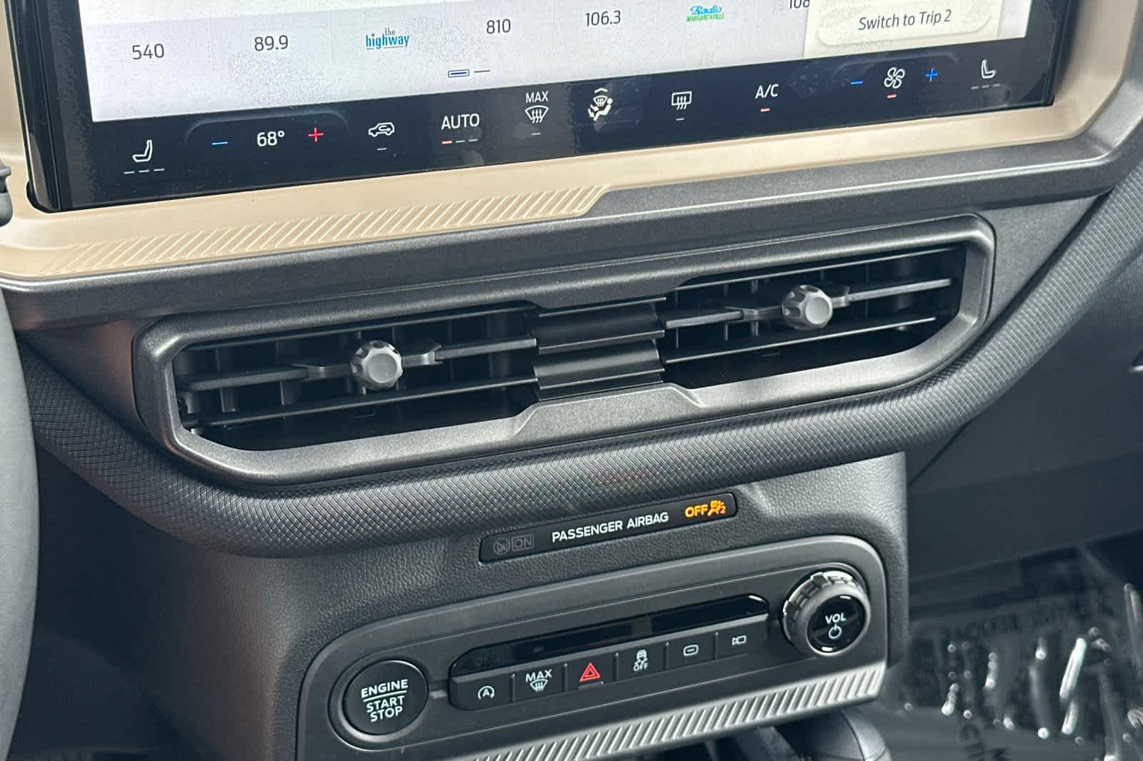 Thumbnail: 2025 Ford Bronco Sport - 20