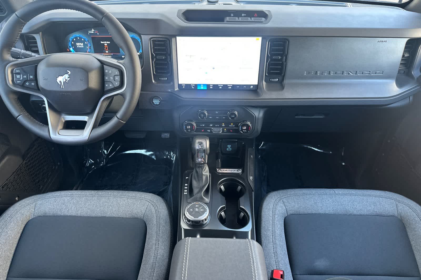 Thumbnail: 2025 Ford Bronco - 3