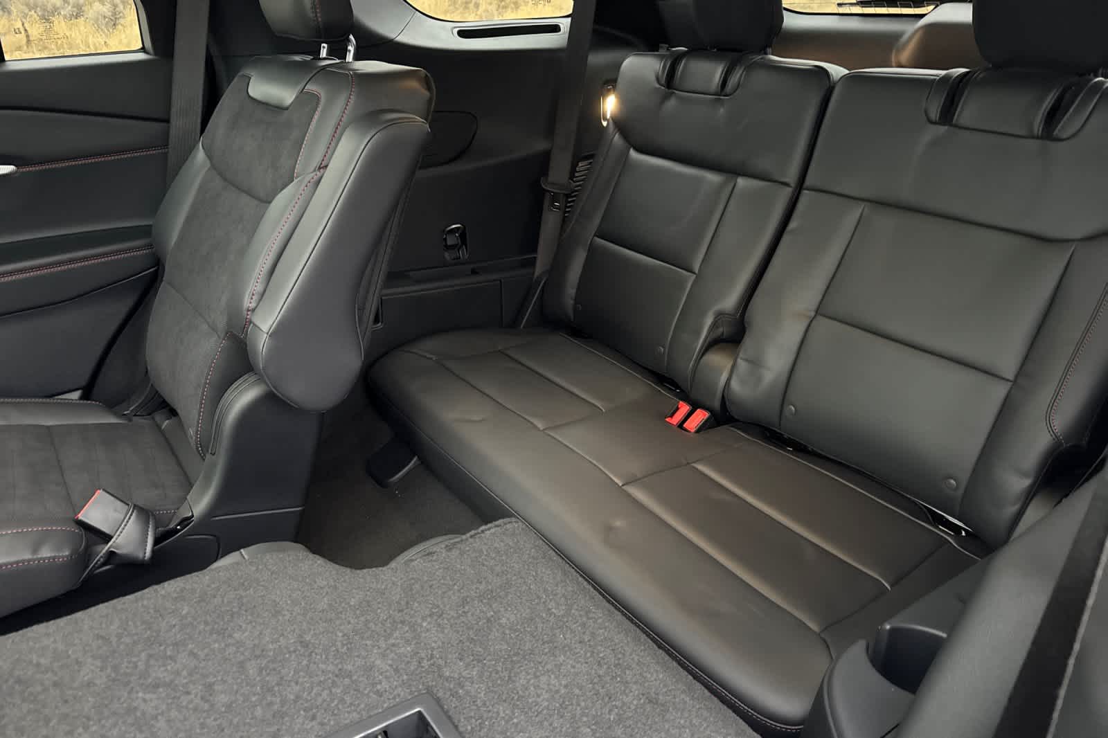 Thumbnail: 2026 Ford Explorer - 15