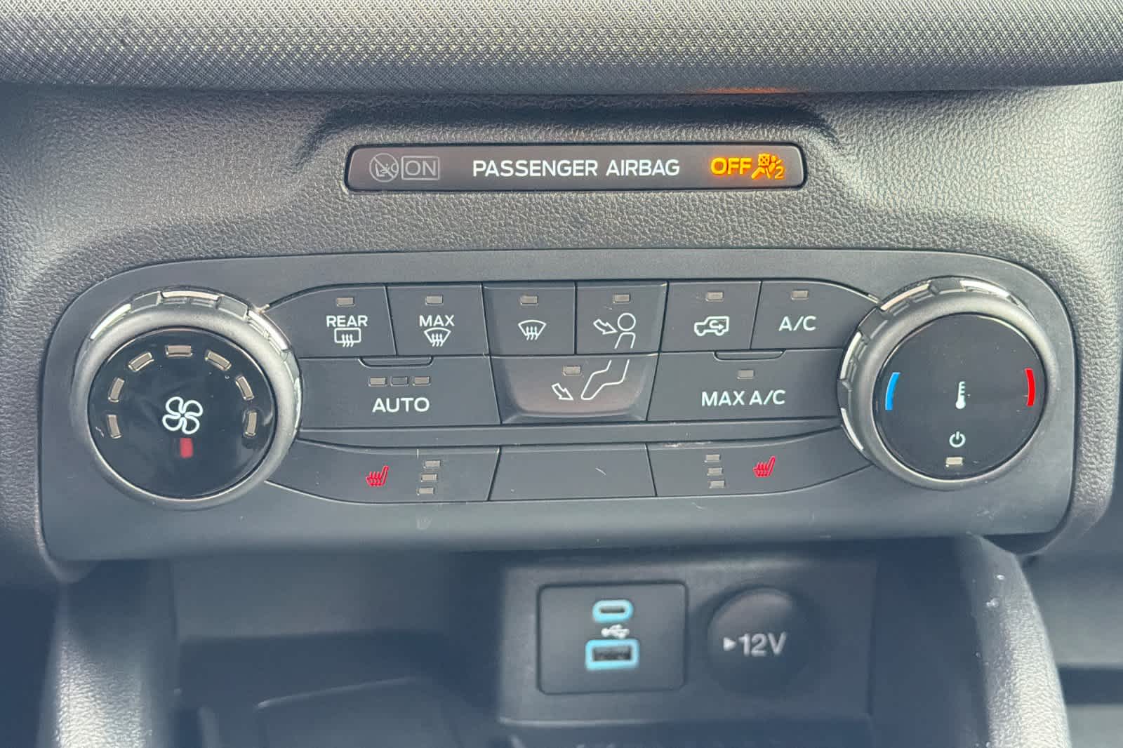 Thumbnail: 2022 Ford Bronco Sport - 19