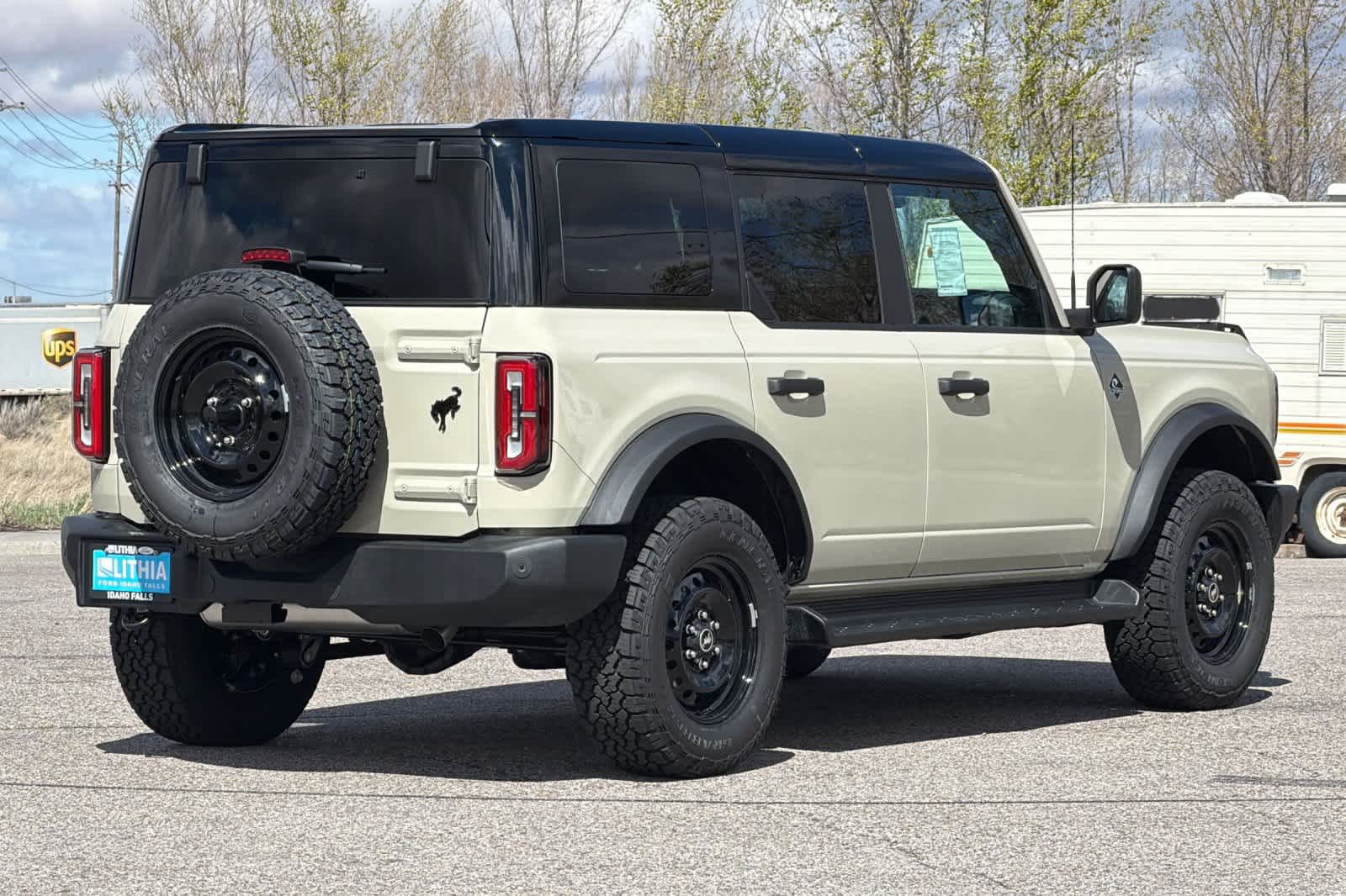 Thumbnail: 2026 Ford Bronco - 2