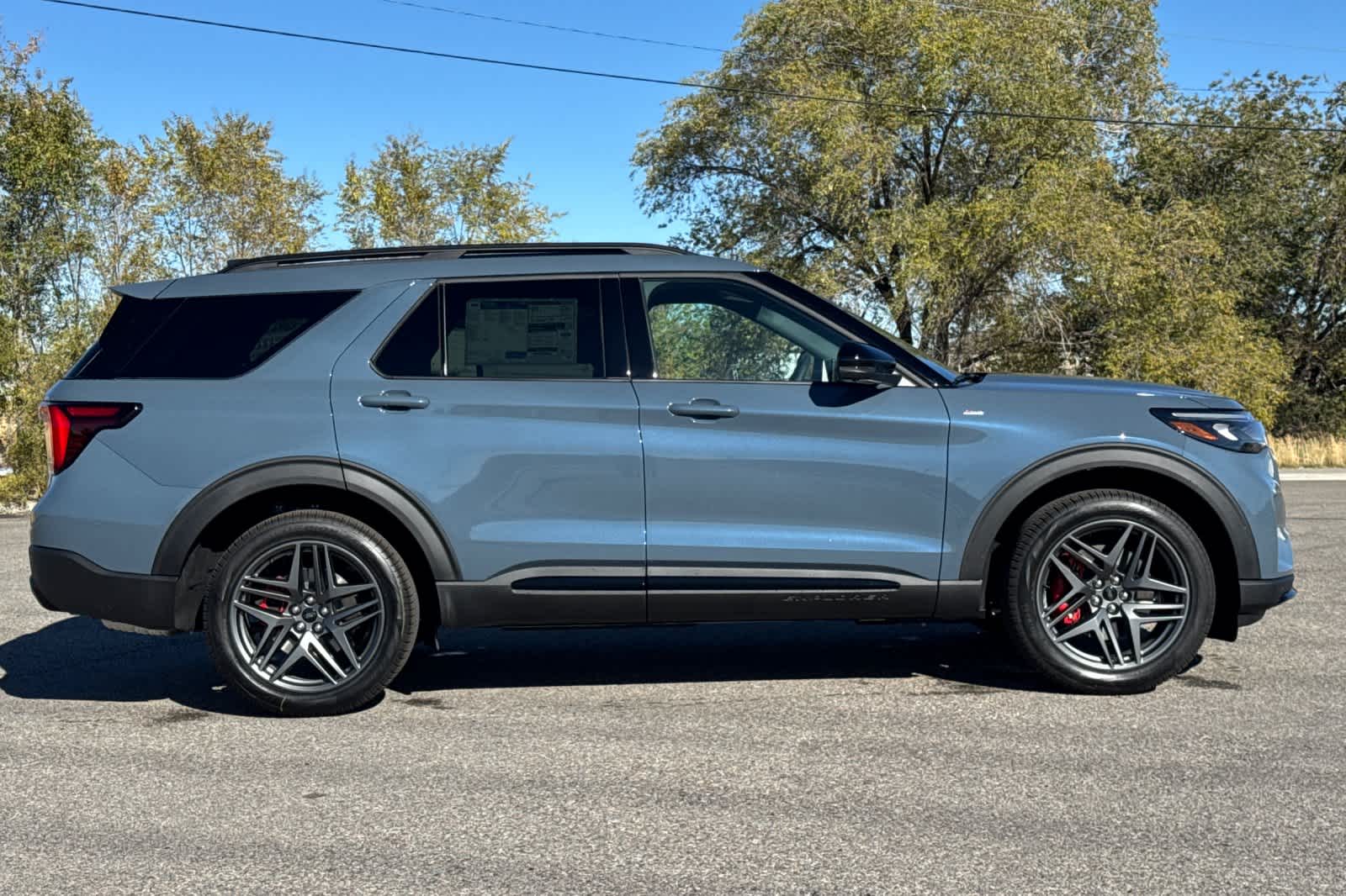 Thumbnail: 2026 Ford Explorer - 8