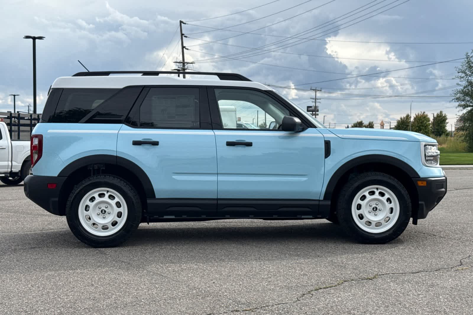 Thumbnail: 2025 Ford Bronco Sport - 8