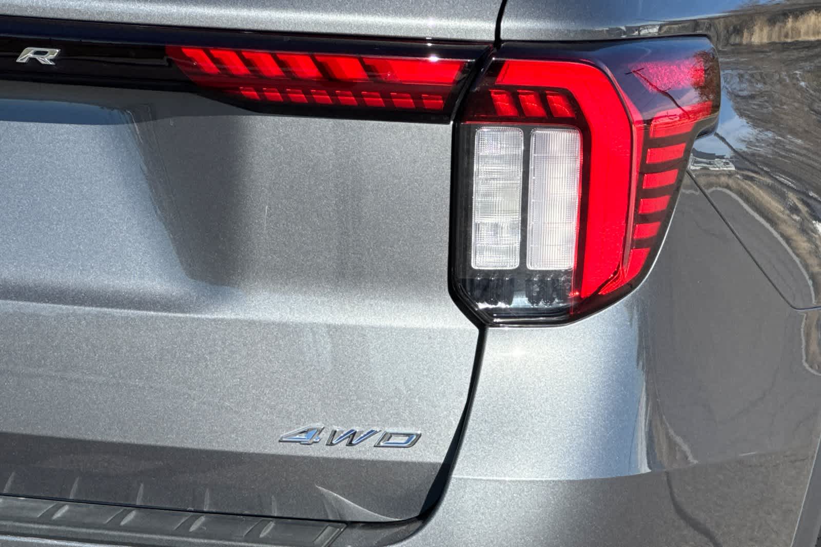 Thumbnail: 2025 Ford Explorer - 29