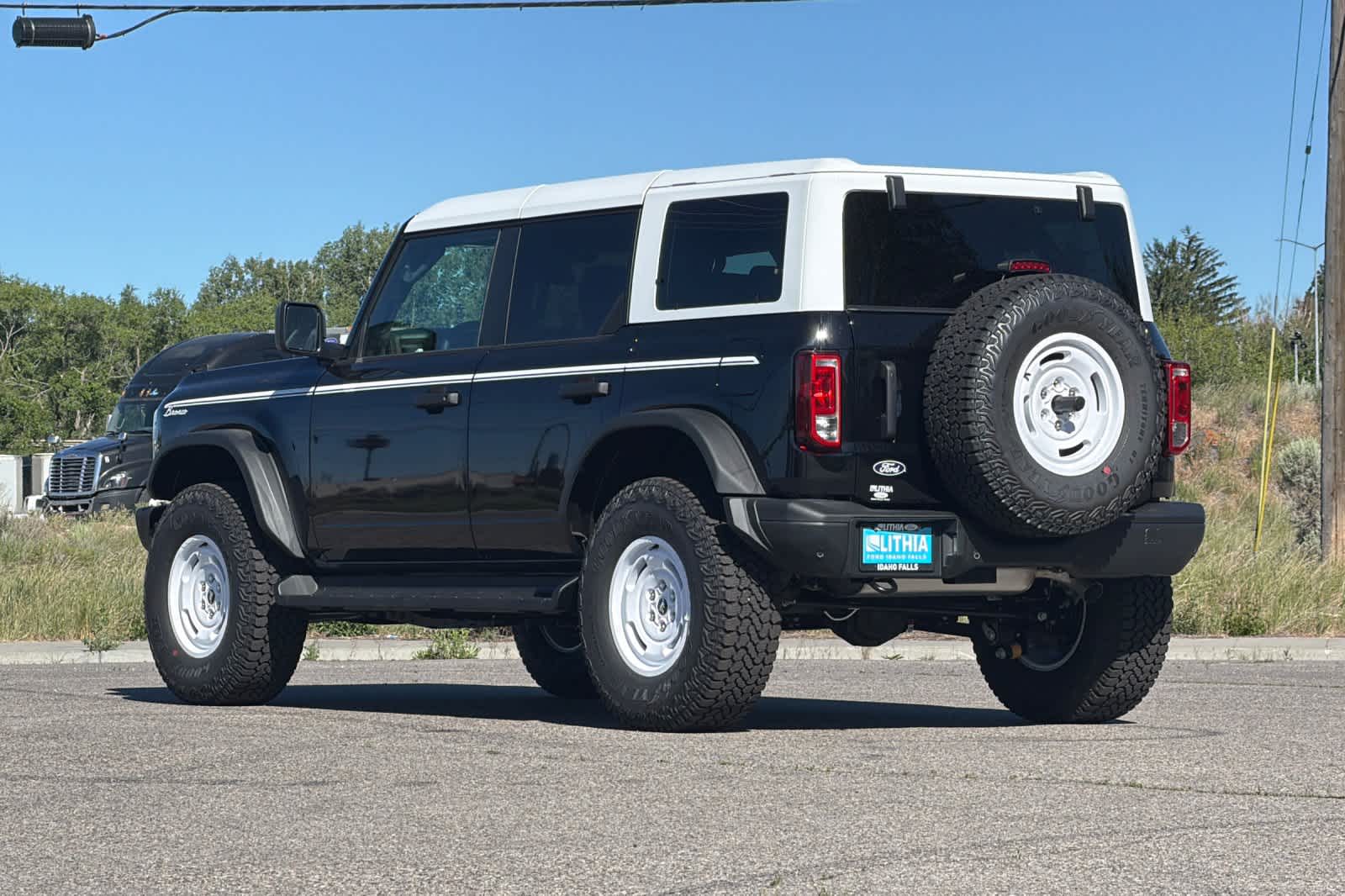 Thumbnail: 2026 Ford Bronco - 6