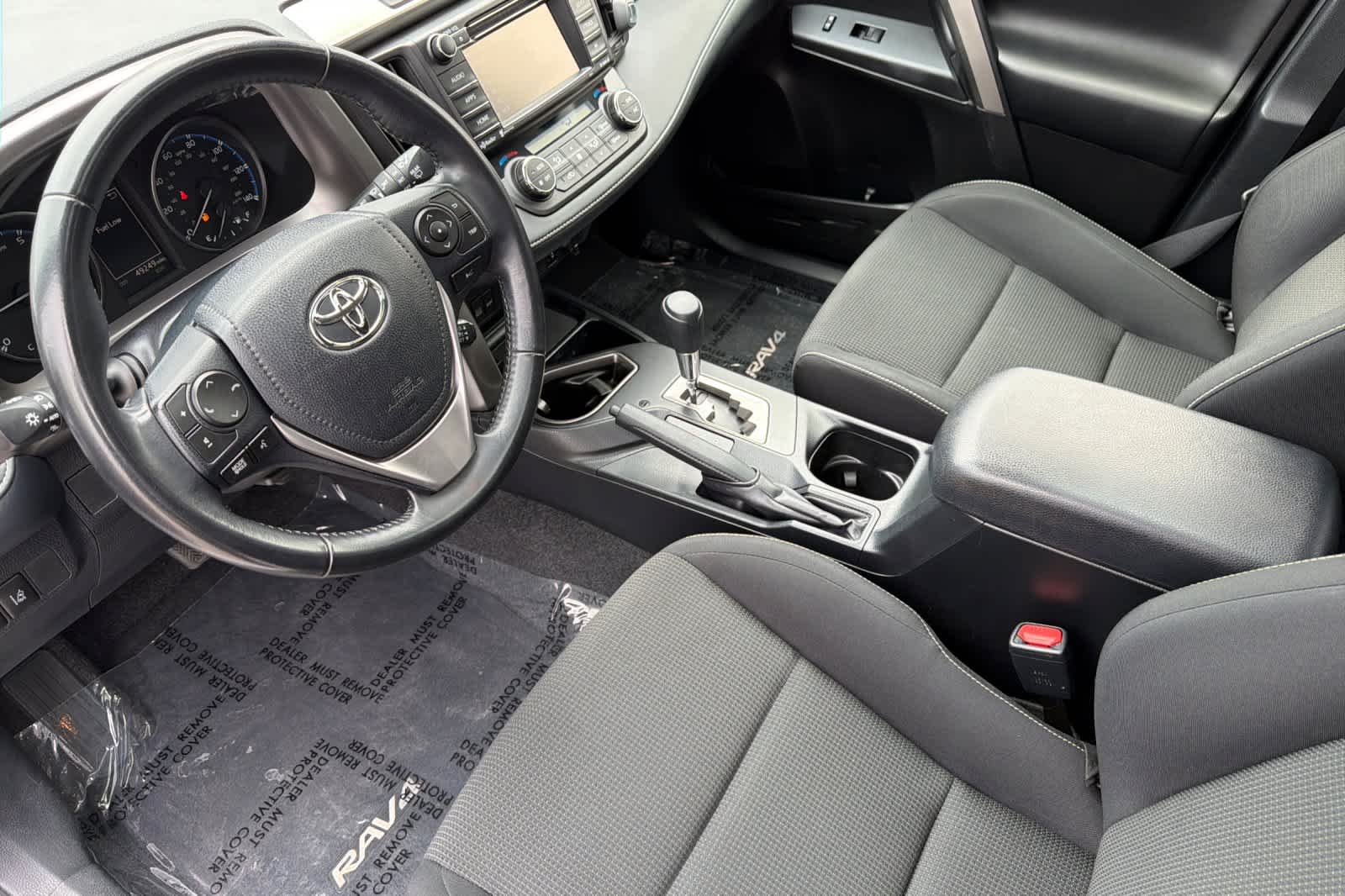 Thumbnail: 2018 Toyota RAV4 - 11