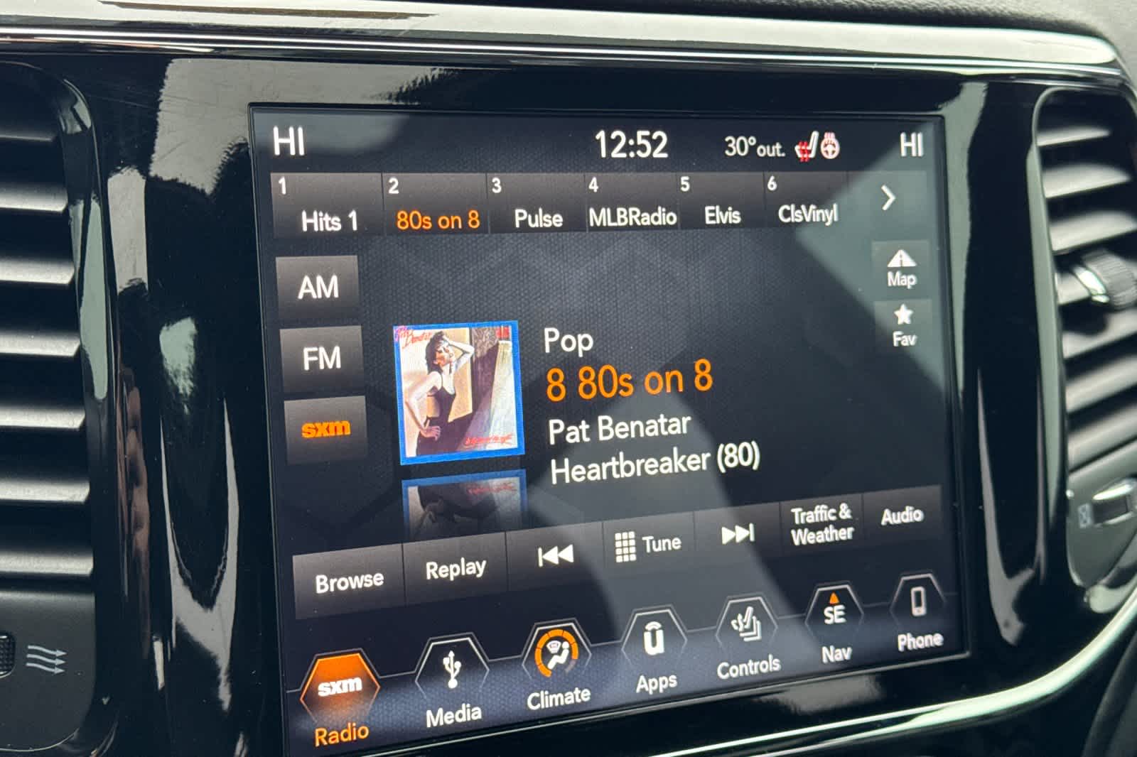 Thumbnail: 2019 Jeep Grand Cherokee - 18