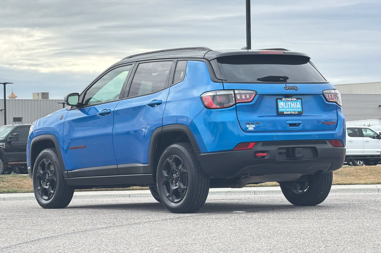 Thumbnail: 2023 Jeep Compass - 6