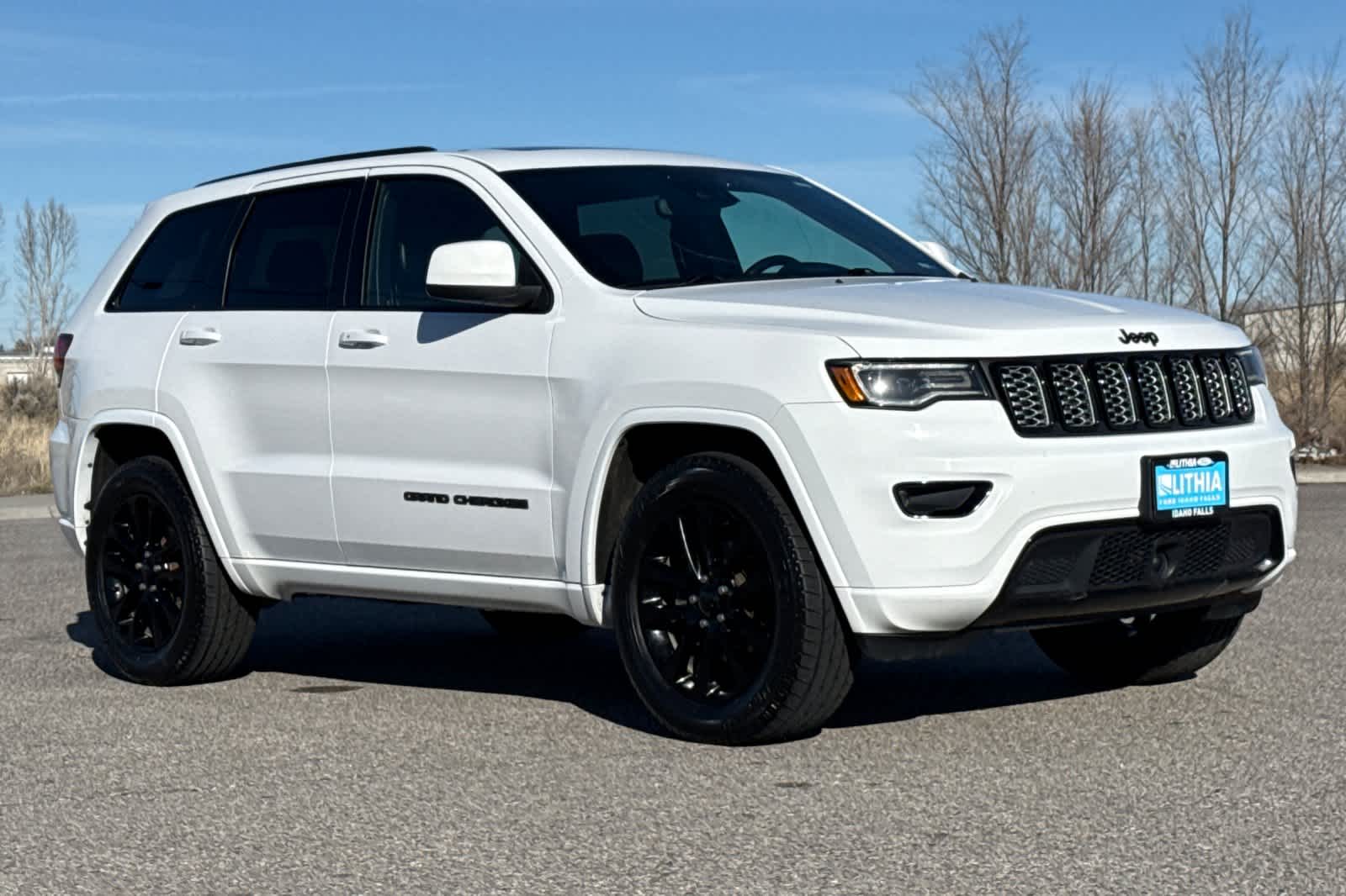 Thumbnail: 2020 Jeep Grand Cherokee - 9