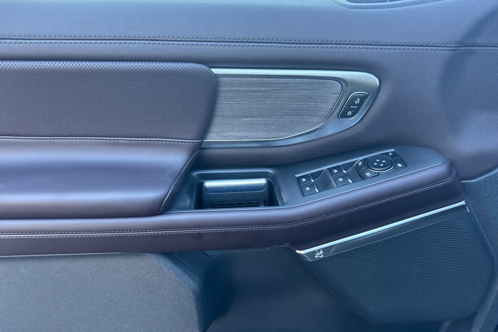 Thumbnail: 2025 Ford Expedition - 12