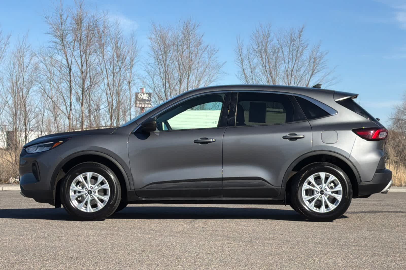 Thumbnail: 2023 Ford Escape - 5