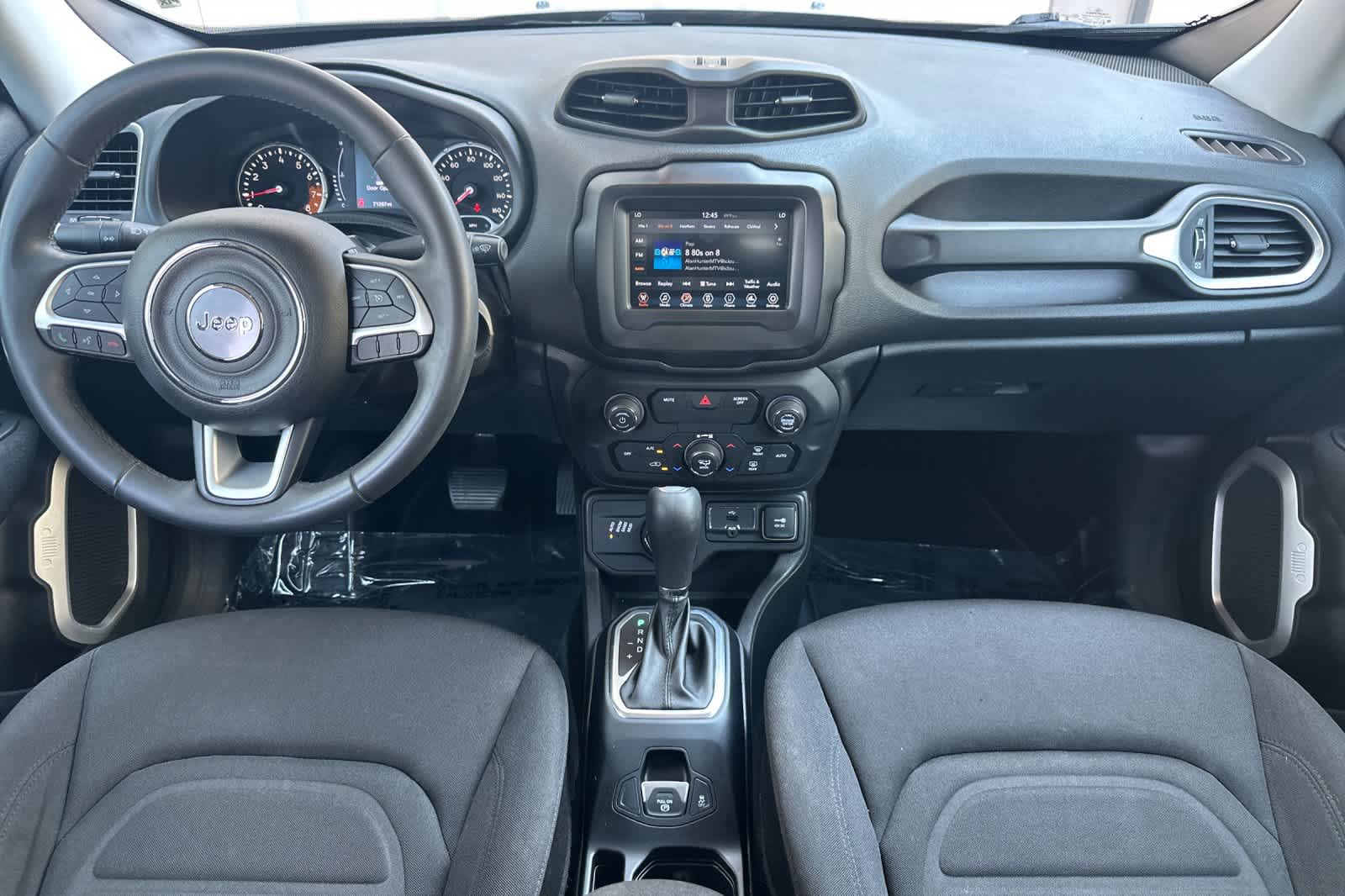 Thumbnail: 2018 Jeep Renegade - 3