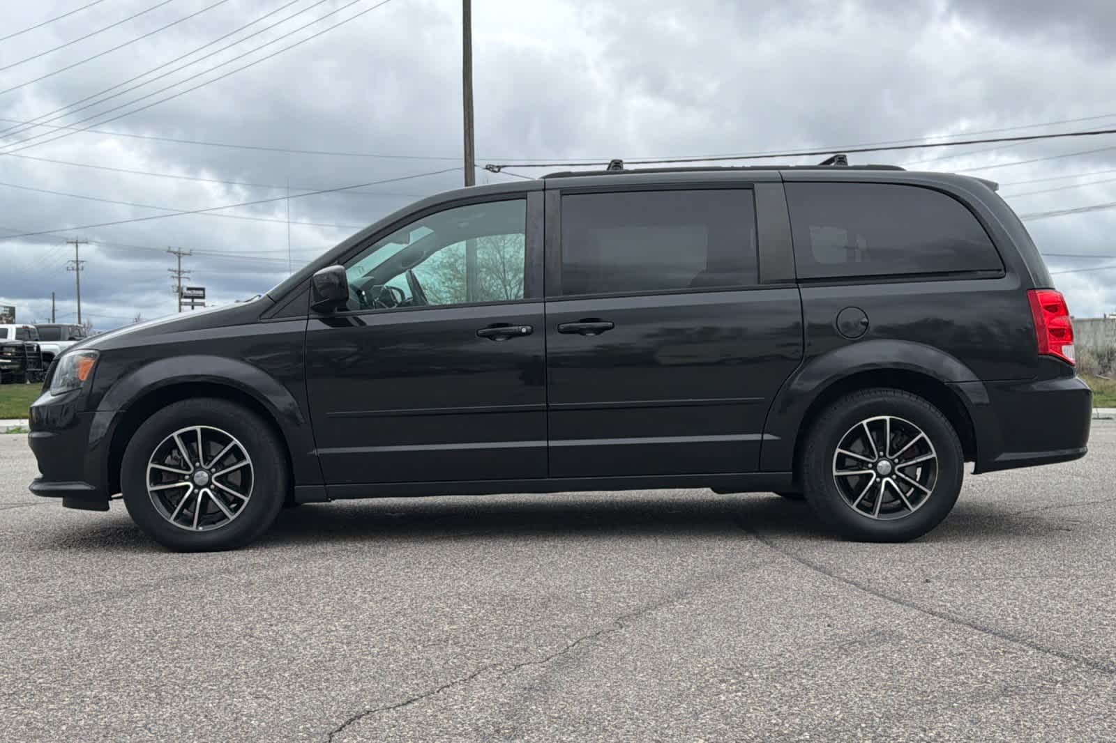 Thumbnail: 2015 Dodge Grand Caravan - 5