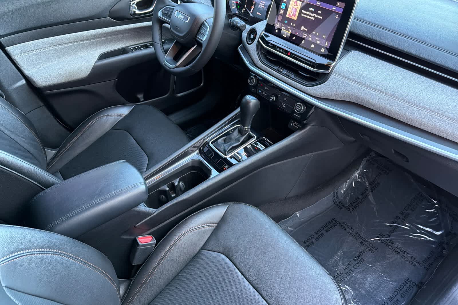 Thumbnail: 2023 Jeep Compass - 16