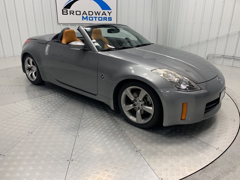 2006 Nissan 350Z Grand Touring 11