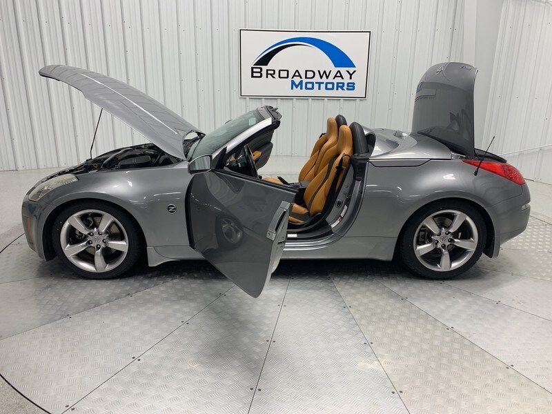 2006 Nissan 350Z Grand Touring 14