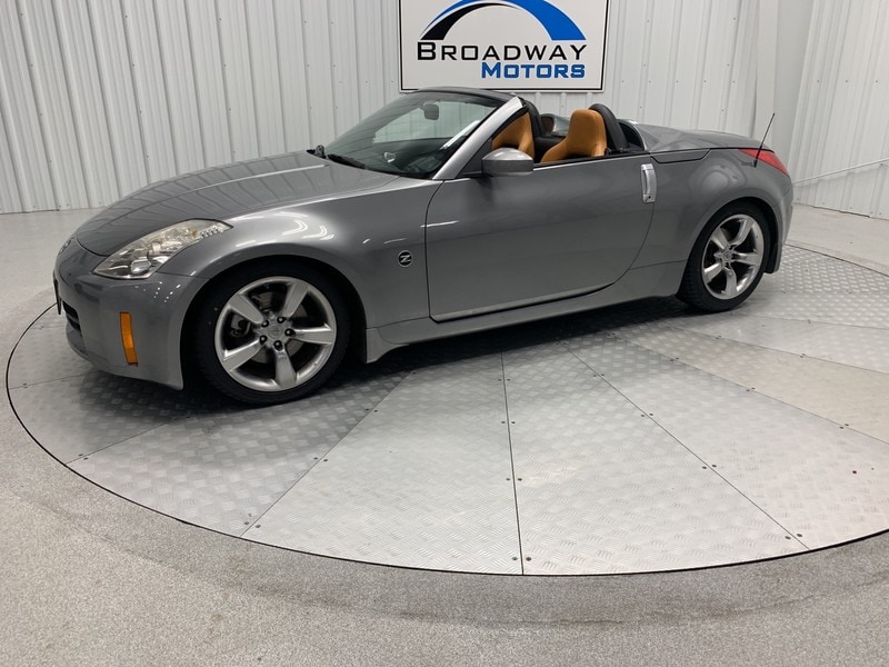 2006 Nissan 350Z Grand Touring 2